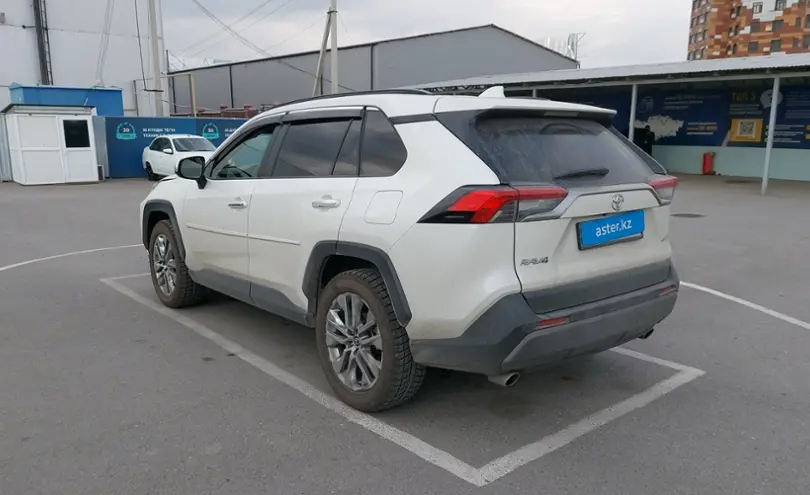 Toyota RAV4 2020 года за 13 500 000 тг. в Шымкент фото 4