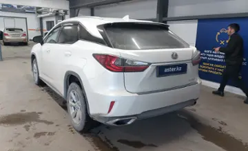 Lexus RX 2017 года за 21 300 000 тг. в Астана фото 4