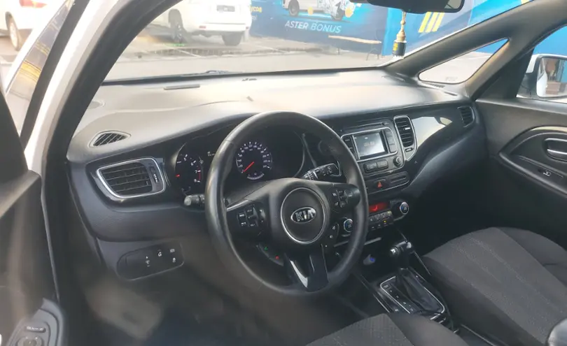 Kia Carens 2015 года за 7 200 000 тг. в Алматы фото 5