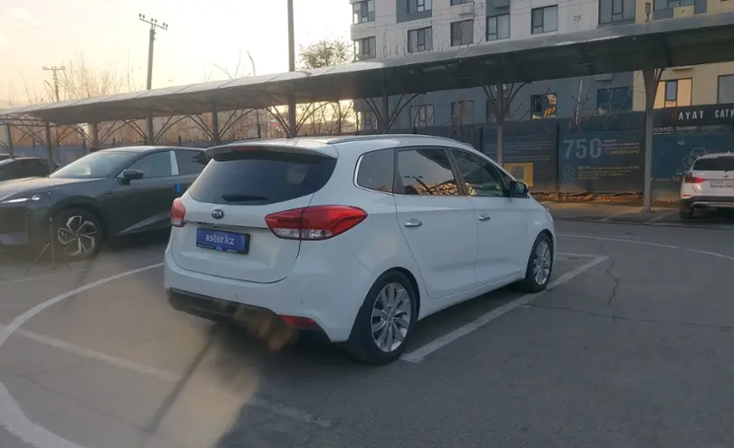 Kia Carens 2015 года за 7 200 000 тг. в Алматы фото 3