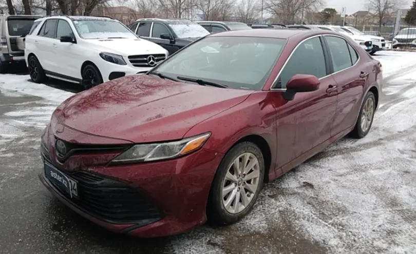 Toyota Camry 2019 года за 11 000 000 тг. в Актобе