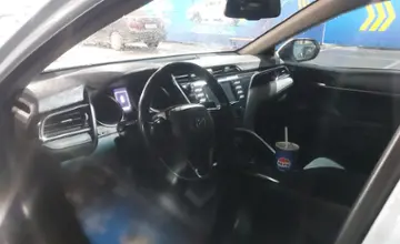 Toyota Camry 2019 года за 12 000 000 тг. в Алматы фото 5