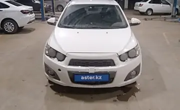 Chevrolet Aveo 2014 года за 2 800 000 тг. в Караганда фото 2