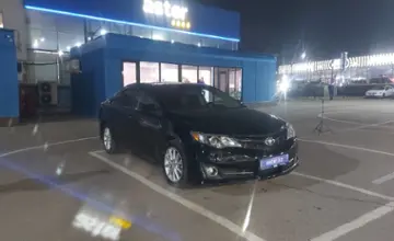 Toyota Camry 2014 года за 10 500 000 тг. в Алматы фото 2