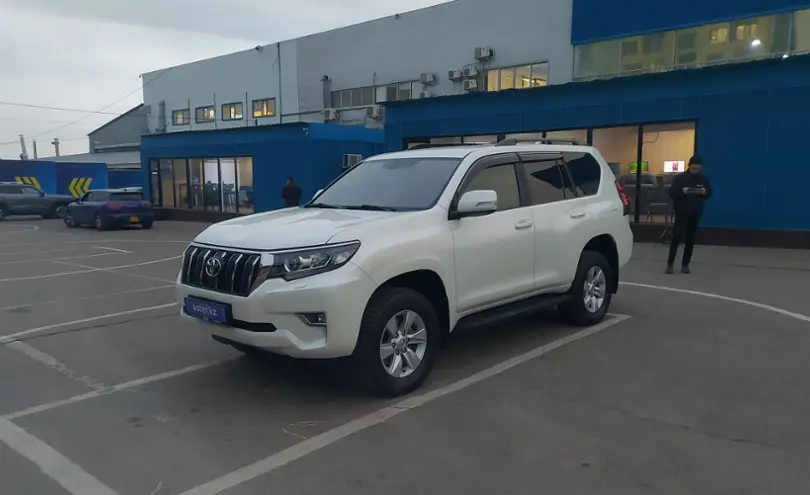 Toyota Land Cruiser Prado 2019 года за 23 000 000 тг. в Алматы