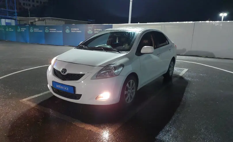 Toyota Yaris 2012 года за 5 000 000 тг. в Шымкент