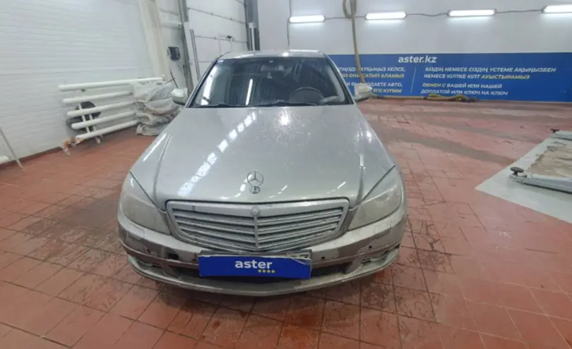 Mercedes-Benz C-Класс 2007 года за 4 500 000 тг. в Астана фото 2