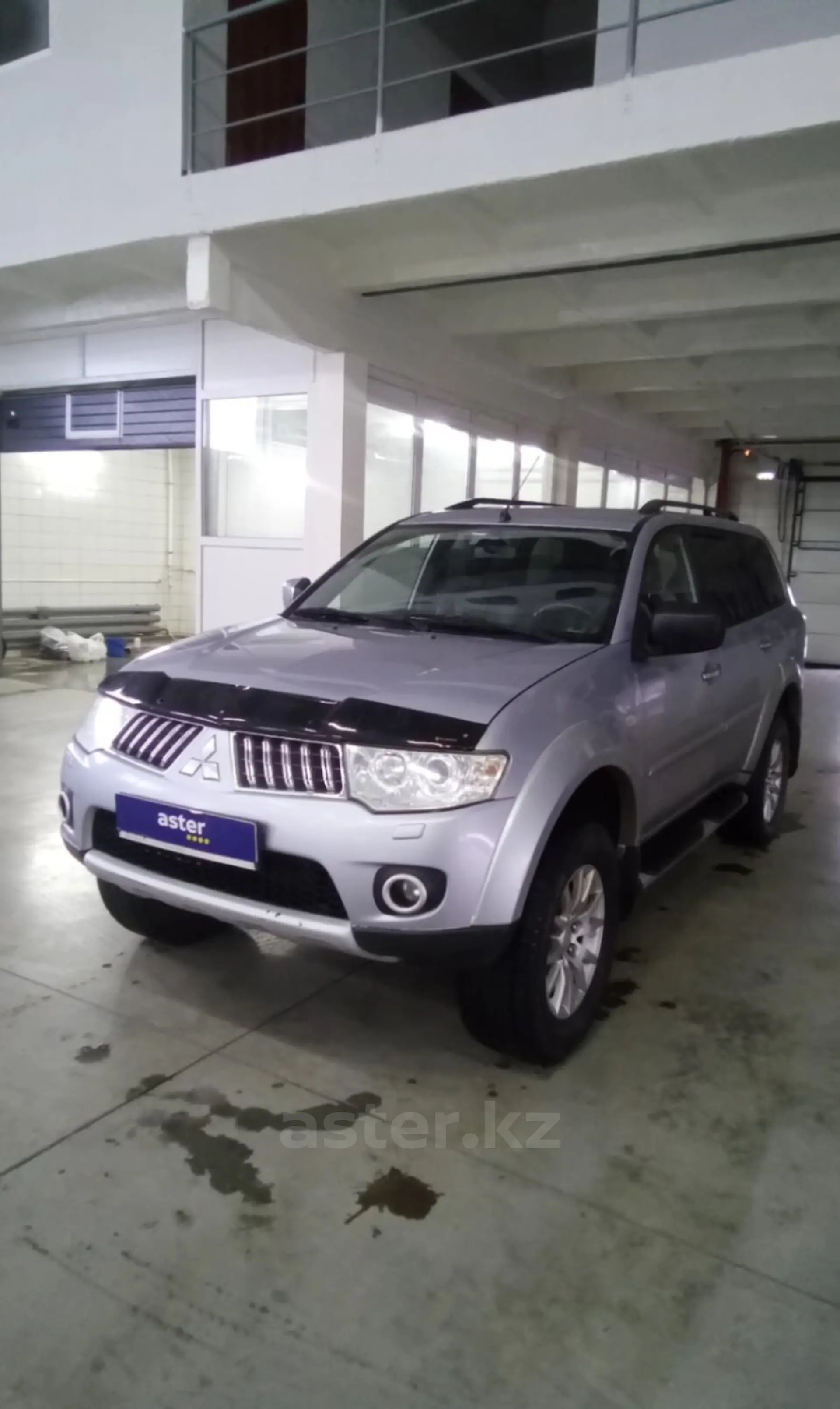 Mitsubishi Pajero Sport 2012