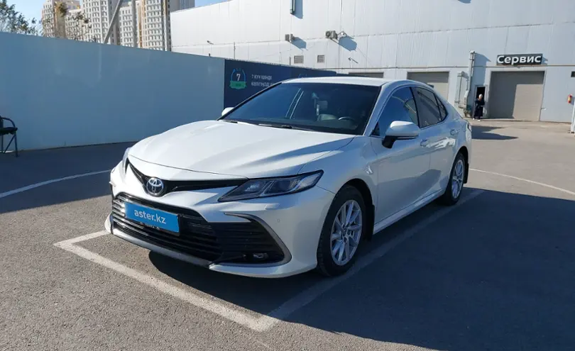 Toyota Camry 2021 года за 19 000 000 тг. в Шымкент