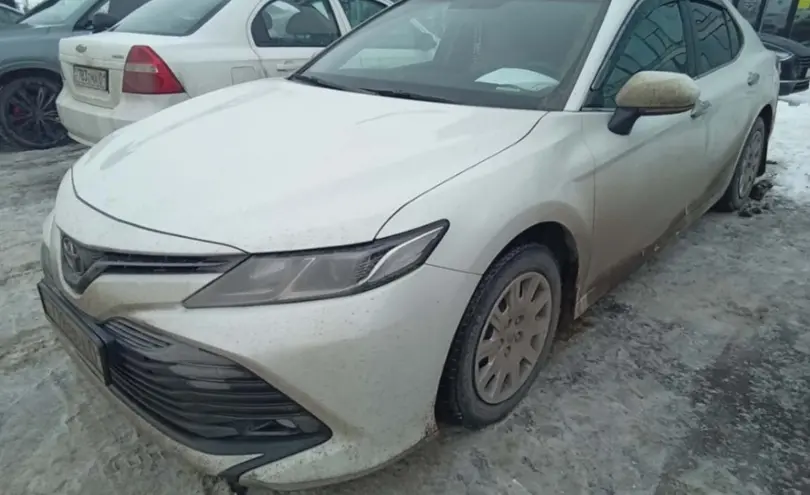 Toyota Camry 2019 года за 12 800 000 тг. в Астана