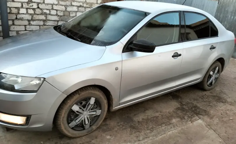 Skoda Rapid 2013 года за 3 500 000 тг. в Уральск