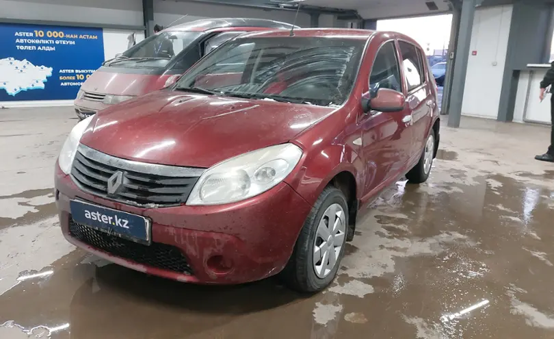 Renault Sandero 2013 года за 3 300 000 тг. в Астана