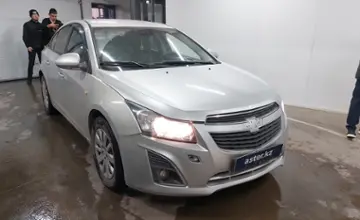 Chevrolet Cruze 2011 года за 4 000 000 тг. в Астана фото 2
