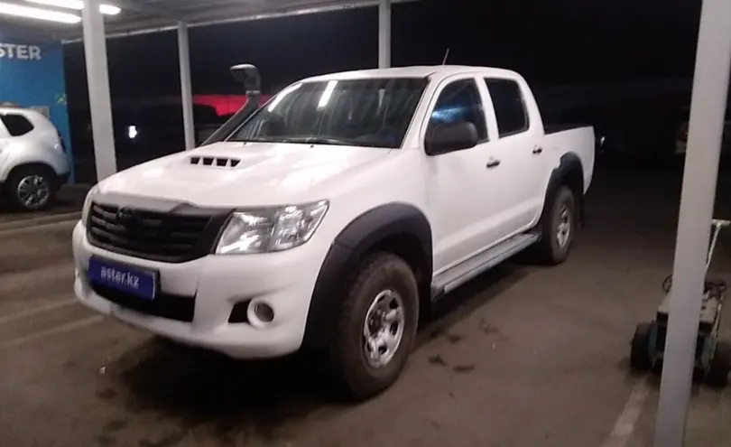 Toyota Hilux 2015 года за 10 000 000 тг. в Алматы