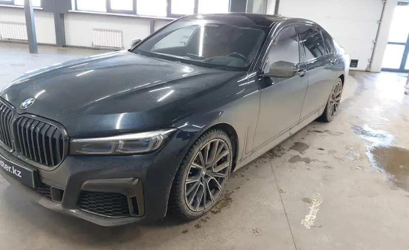 BMW 7 серии 2020 года за 45 000 000 тг. в Астана