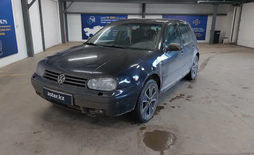 Volkswagen Golf 2002 года за 3 000 000 тг. в Астана