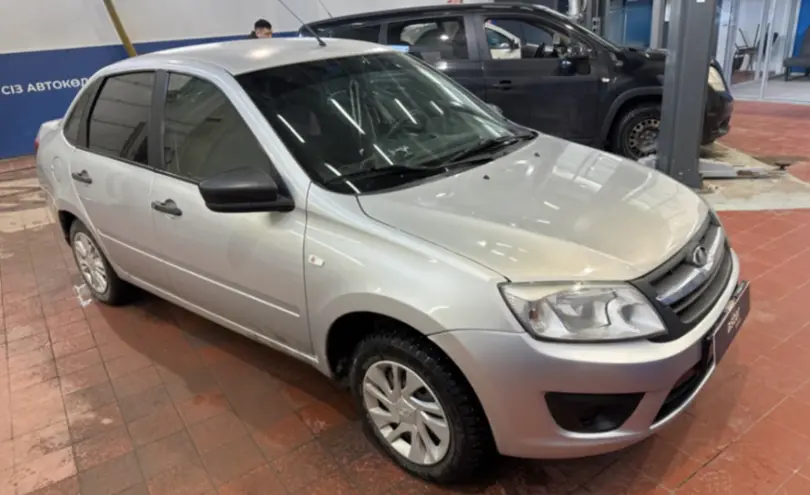 LADA (ВАЗ) Granta 2018 года за 3 500 000 тг. в Астана фото 3