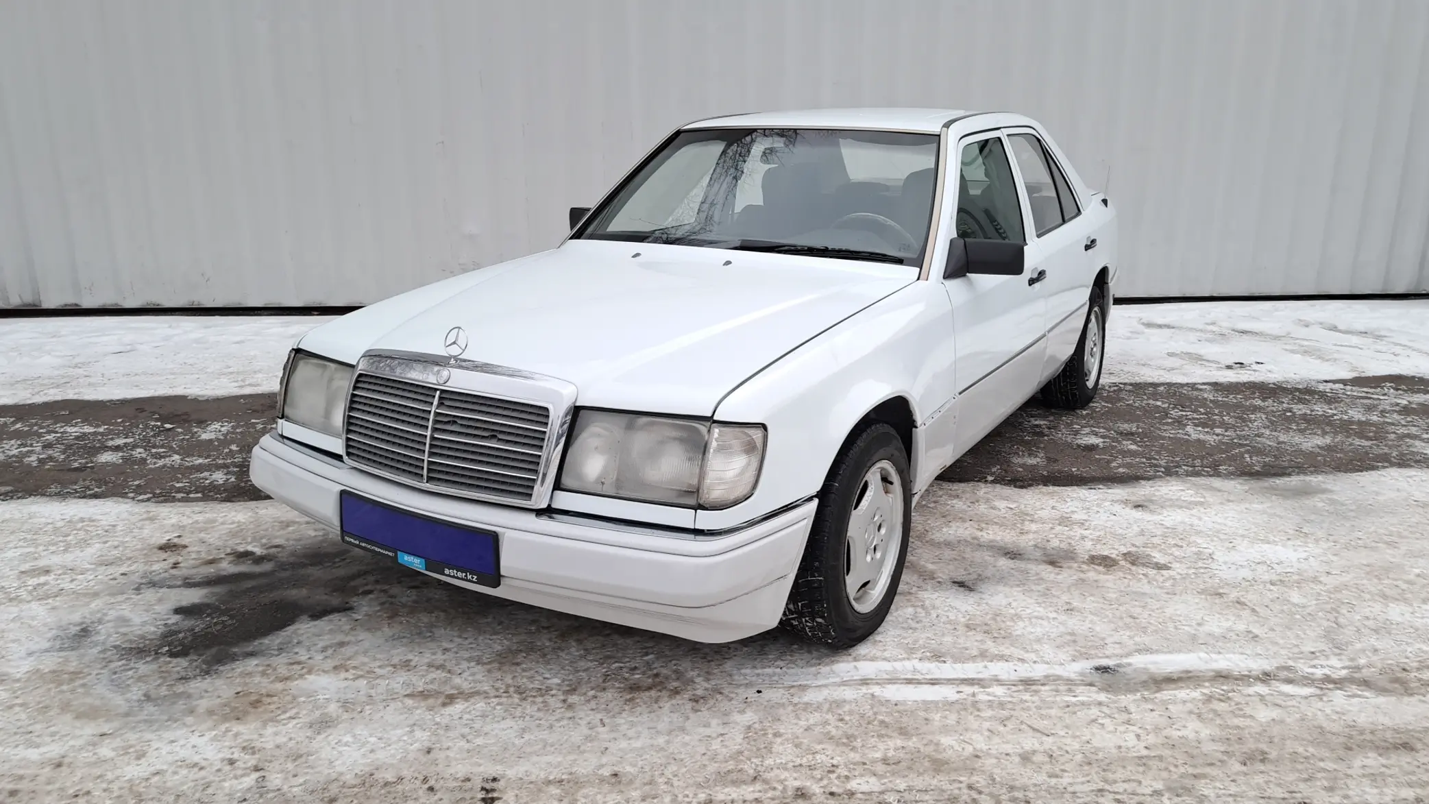 Mercedes-Benz W124 1990