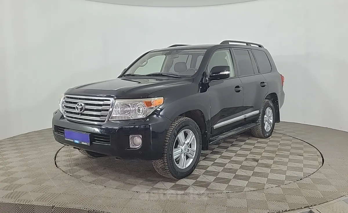 2013 Toyota Land Cruiser