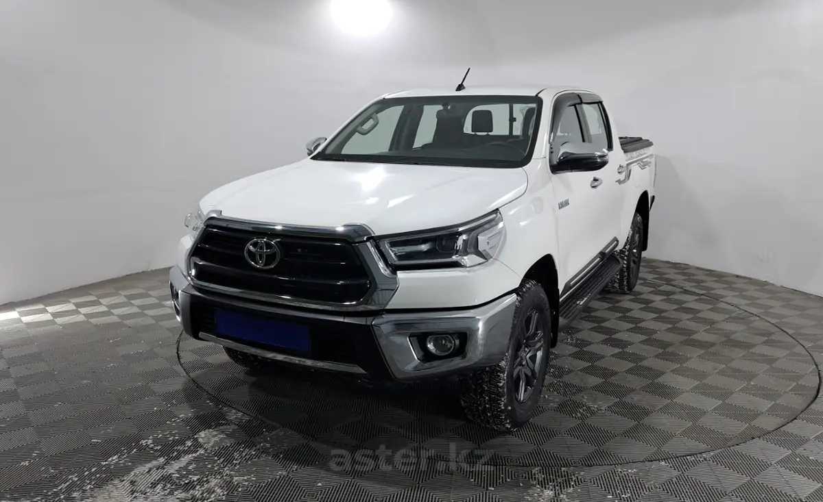 2024 Toyota Hilux