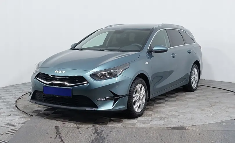 Kia Ceed SW 2022 года за 10 990 000 тг. в Астана