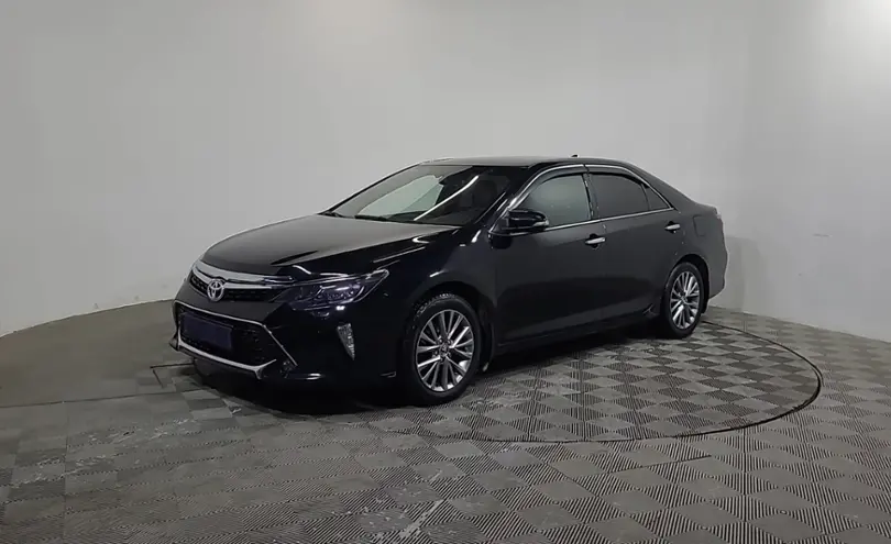 Toyota Camry 2017 года за 13 500 000 тг. в Алматы