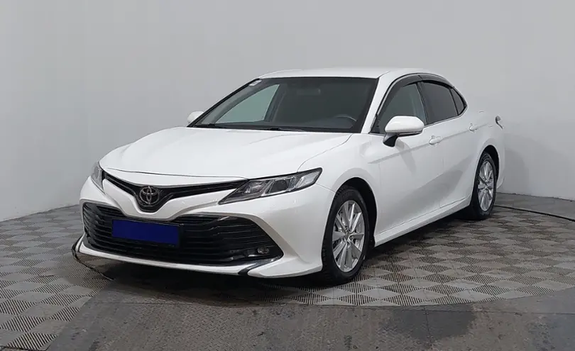 Toyota Camry 2018 года за 12 090 000 тг. в Астана