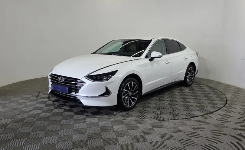 Hyundai Sonata 2022 года за 15 150 000 тг. в Алматы