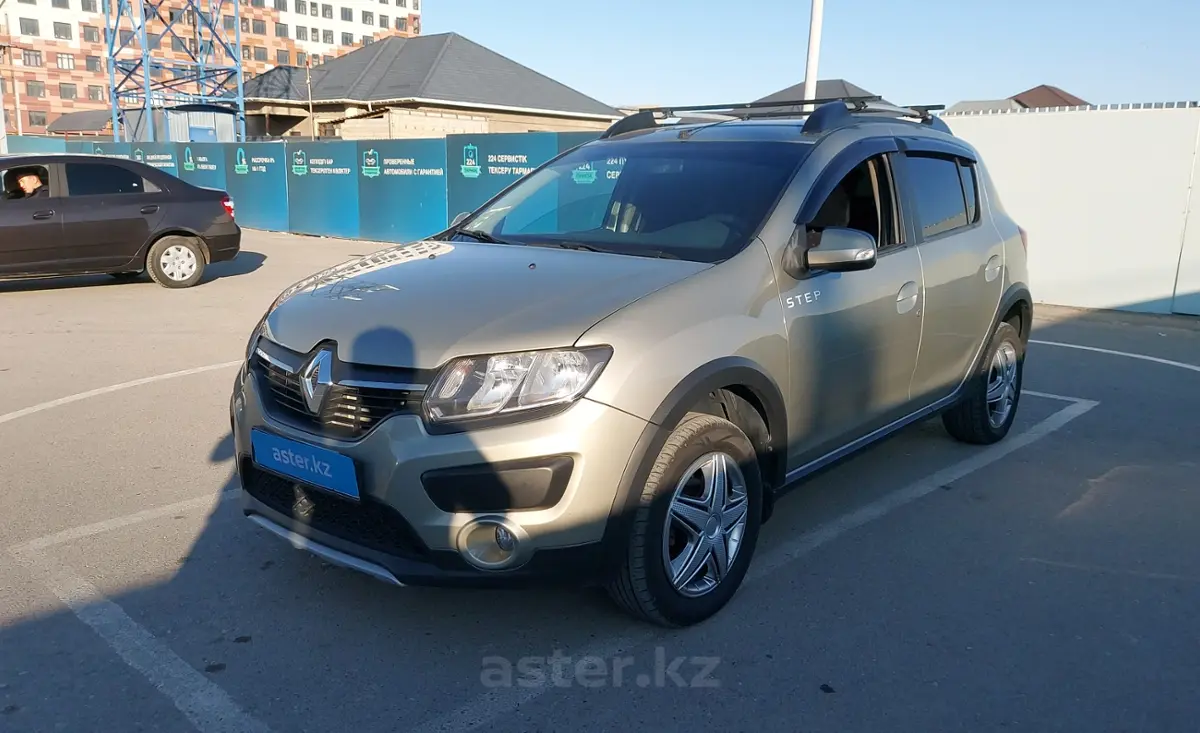 Renault Sandero 2015 года за 5 000 000 тг. в Шымкент