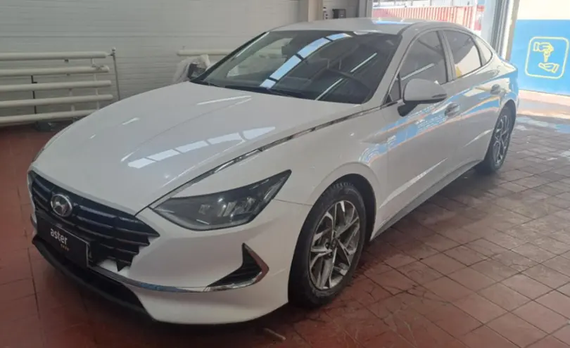 Hyundai Sonata 2021 года за 12 000 000 тг. в Астана