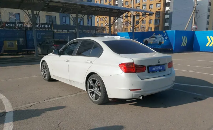 BMW 3 серии 2012 года за 7 360 000 тг. в Алматы фото 4