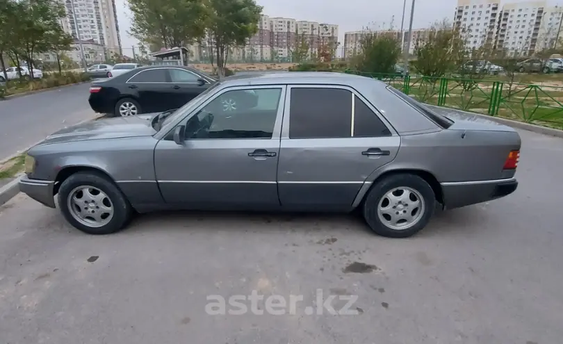 Mercedes-Benz E-Класс 1993 года за 1 400 000 тг. в Шымкент