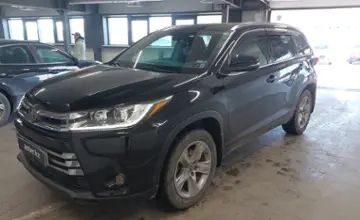 Toyota Highlander 2017 года за 17 000 000 тг. в Астана фото 1