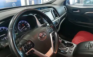Toyota Highlander 2017 года за 17 000 000 тг. в Астана фото 5