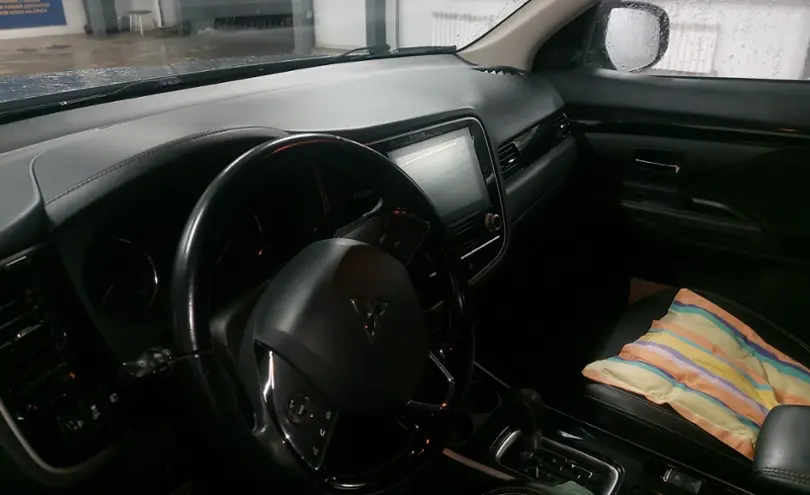 Mitsubishi Outlander 2021 года за 11 500 000 тг. в Астана фото 5