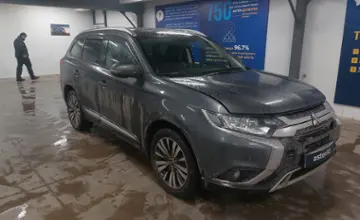Mitsubishi Outlander 2021 года за 11 500 000 тг. в Астана фото 2