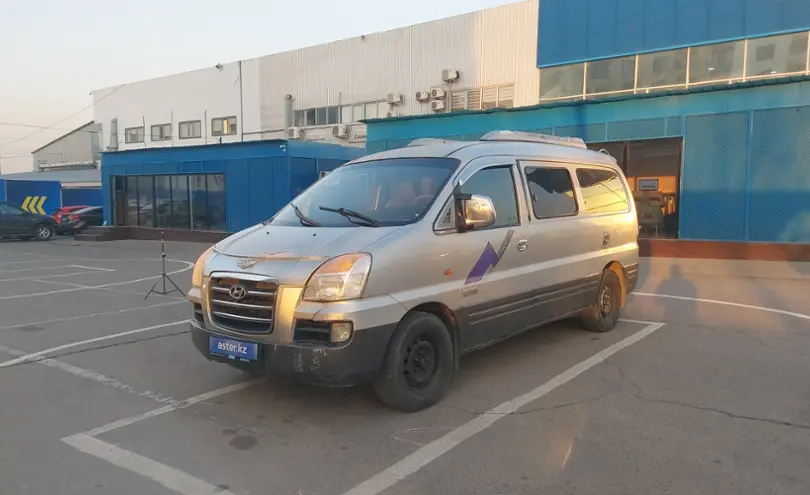 Hyundai H-1 2005 года за 3 300 000 тг. в Алматы