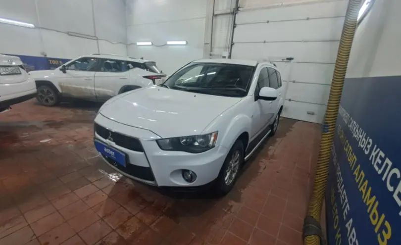 Mitsubishi Outlander 2009 года за 7 000 000 тг. в Астана