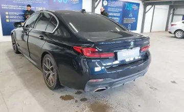 BMW 5 серии 2022 года за 29 000 000 тг. в Астана фото 4