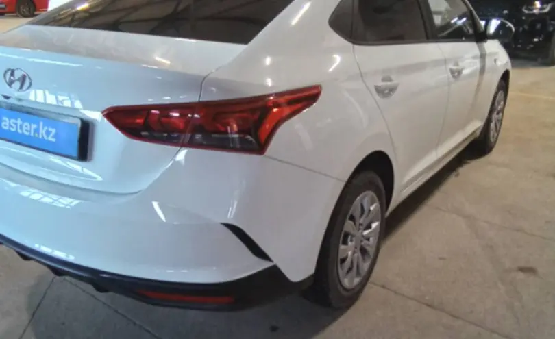 Hyundai Accent 2020 года за 7 000 000 тг. в Караганда фото 5
