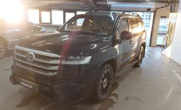 Toyota Land Cruiser 2008 года за 25 000 000 тг. в Астана фото 1