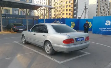 Mercedes-Benz E-Класс 1997 года за 2 800 000 тг. в Алматы фото 4