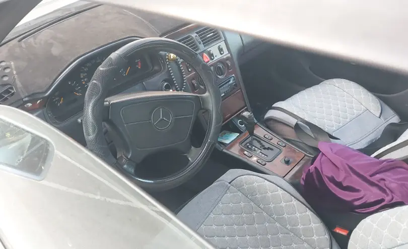 Mercedes-Benz E-Класс 1997 года за 2 800 000 тг. в Алматы фото 5