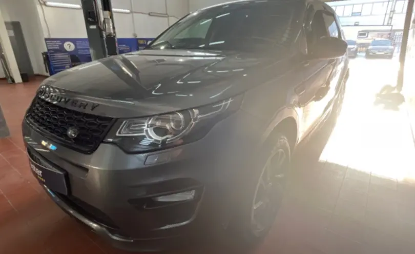 Land Rover Discovery Sport 2017 года за 16 000 000 тг. в Астана