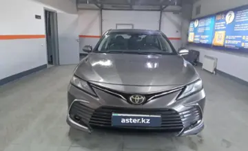 Toyota Camry 2021 года за 12 000 000 тг. в Уральск фото 2