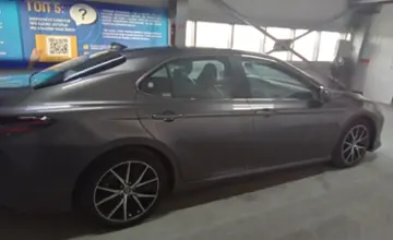 Toyota Camry 2021 года за 12 000 000 тг. в Уральск фото 4