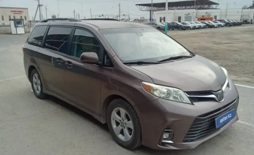 Toyota Sienna 2018 года за 16 500 000 тг. в Кызылорда фото 3