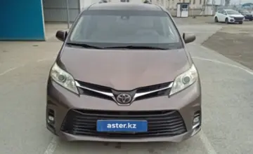 Toyota Sienna 2018 года за 16 500 000 тг. в Кызылорда фото 2