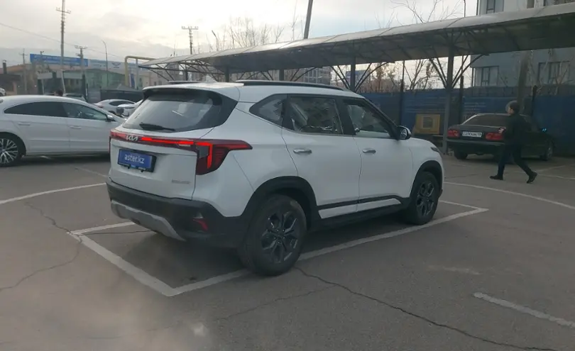 Kia Seltos 2023 года за 10 500 000 тг. в Алматы фото 3