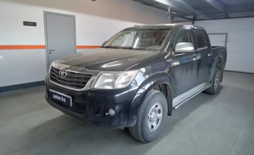 Toyota Hilux 2014 года за 10 000 000 тг. в Уральск